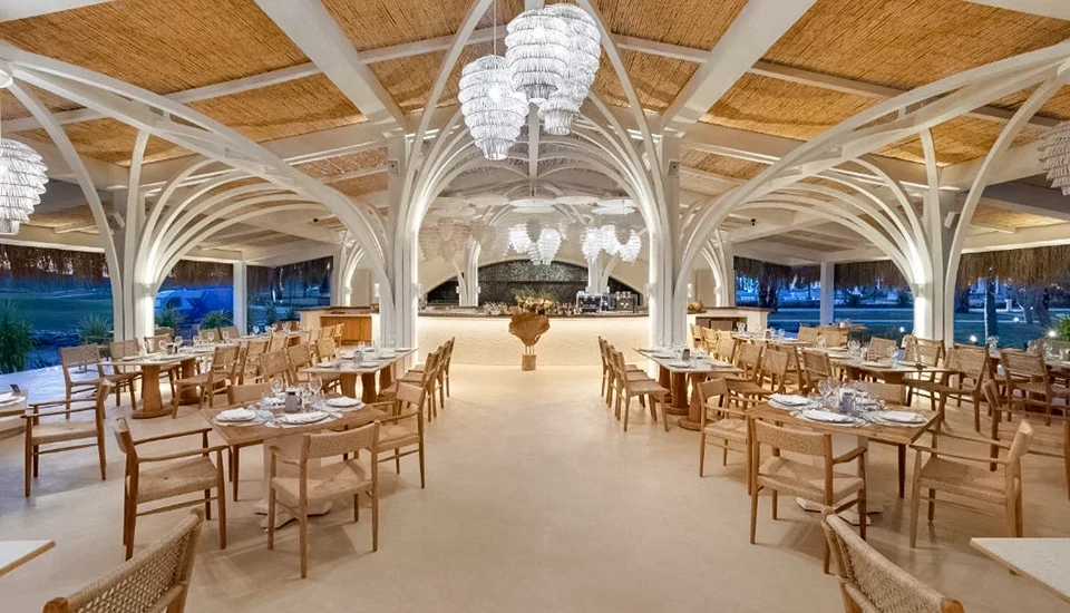 هتل ریزورت کولینان بلک آنتالیا